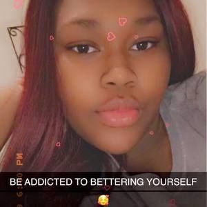 Meet your Posher, April